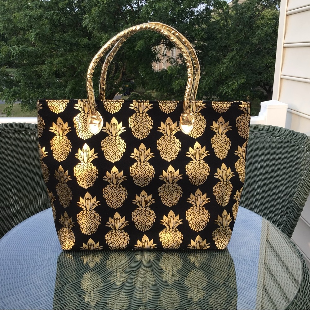 Chic Black and Gold Pineapple Tote Bag